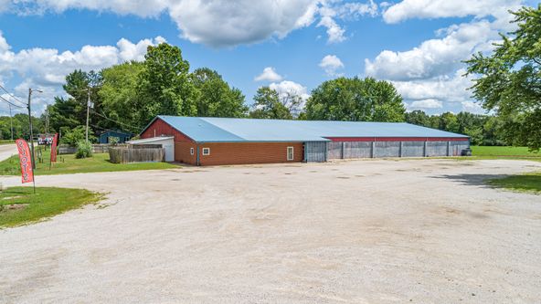 3320 Illinois Route 16, Litchfield, IL 62056